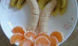 香蕉桔子果冻怎么做（香蕉橘子怎么做水果拼盘）
