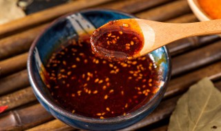 自制辣椒油方法及配方 自制辣椒油的简单做法