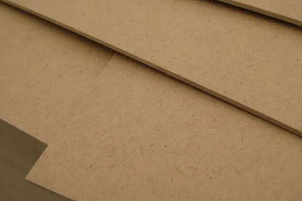 密度板和颗粒板是一种材质吗 密度板和颗粒板是一种材质吗图片